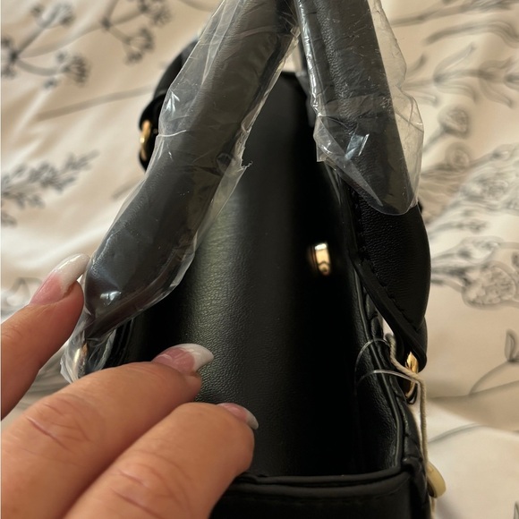 NWT Valentino Orlando Italy Design Monogram Small Tote Shoulder Bag LOGO Strap - Picture 2 of 12